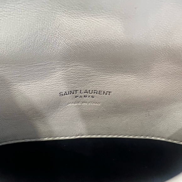Saint Laurent Loulou small puffer pouch - Picture 4 of 5
